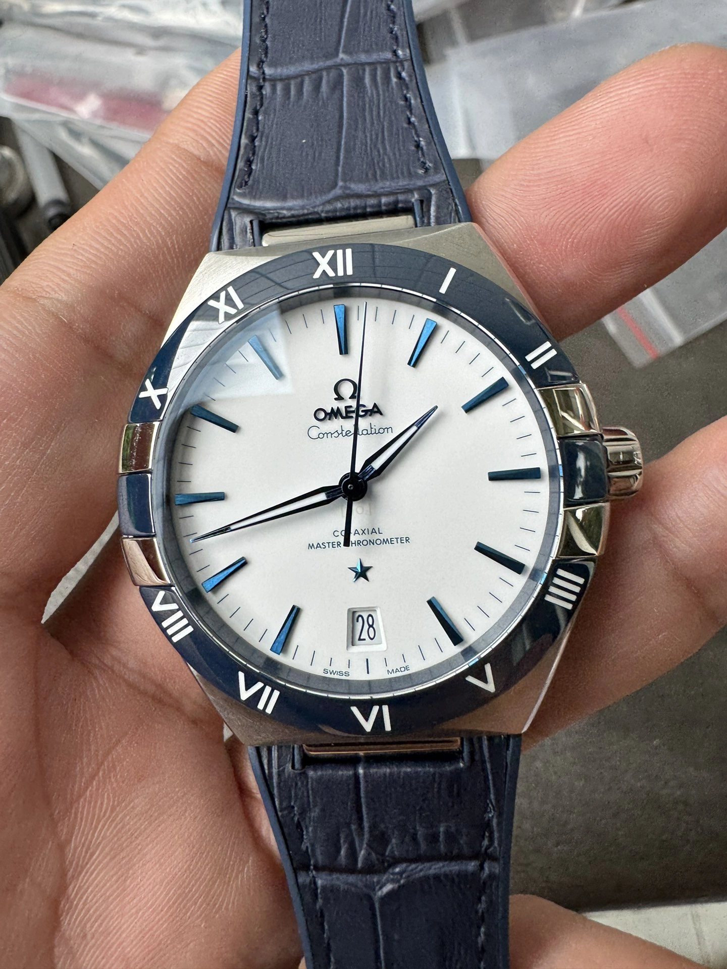 Versatile CBD Factory Omega Constellation Master Chronometer 41mm White Dial Blue Ceramic Bezel (131.33.41.21.04.001) 1:1 Super Clone – DD8900 Movement 344